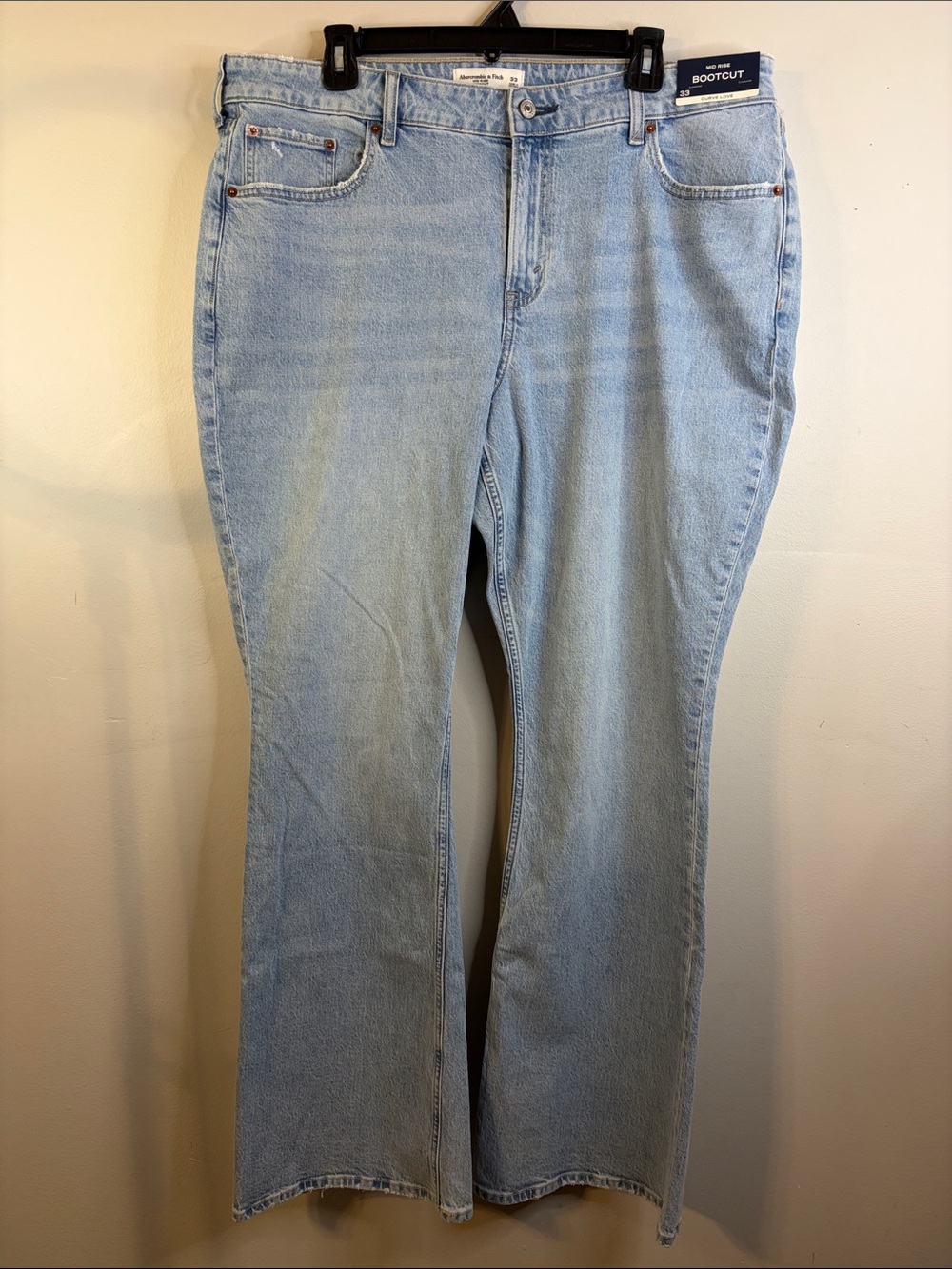 Abercrombie Curve Love Mid Rise Bootcut Jeans Light Wash NWT Size 33 #252